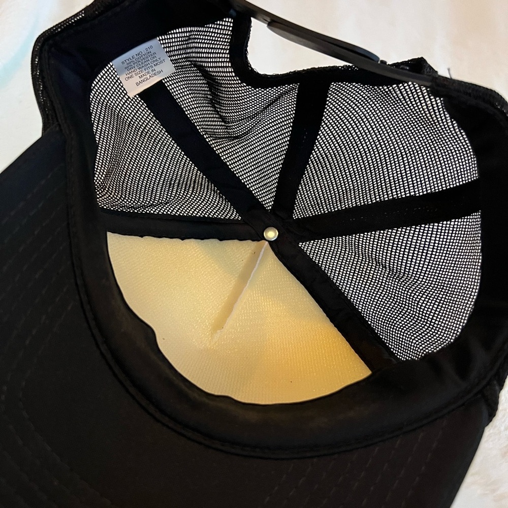 Black and White whiskey myers Trucker Hat with Graphic - Picture 3 of 3